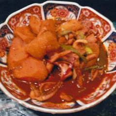 大根とイカの煮つけ／Boiled radish and squid